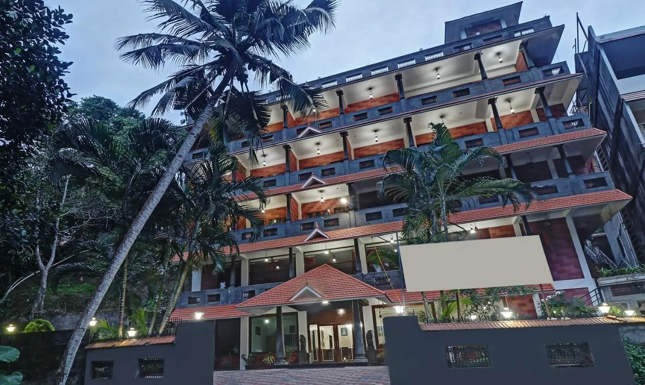 Green Palm Resort Kovalam 3*,
